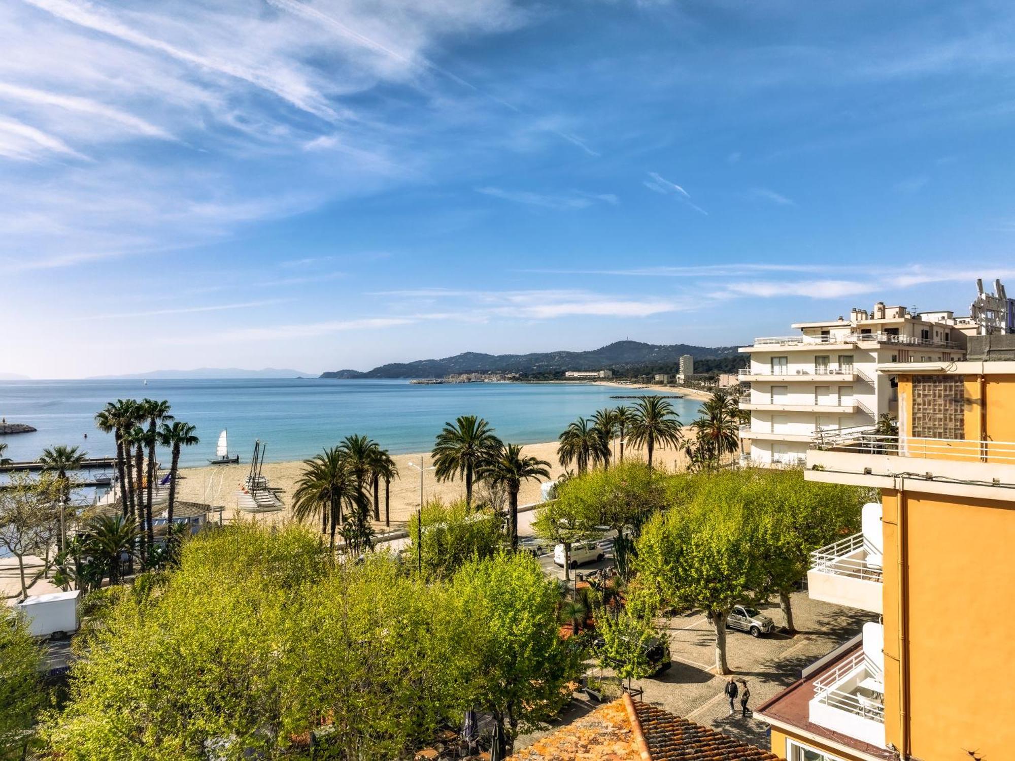Hotel Espadon Bleu Le Lavandou Zewnętrze zdjęcie